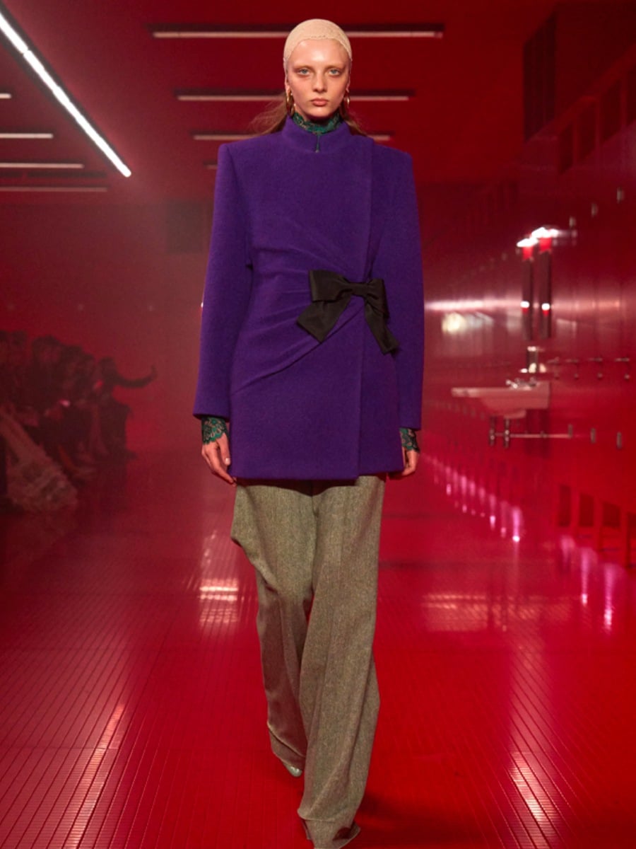 El efecto morado: cómo el 'power purple' se volvió el color de moda en invierno —desde street style hasta pasarela