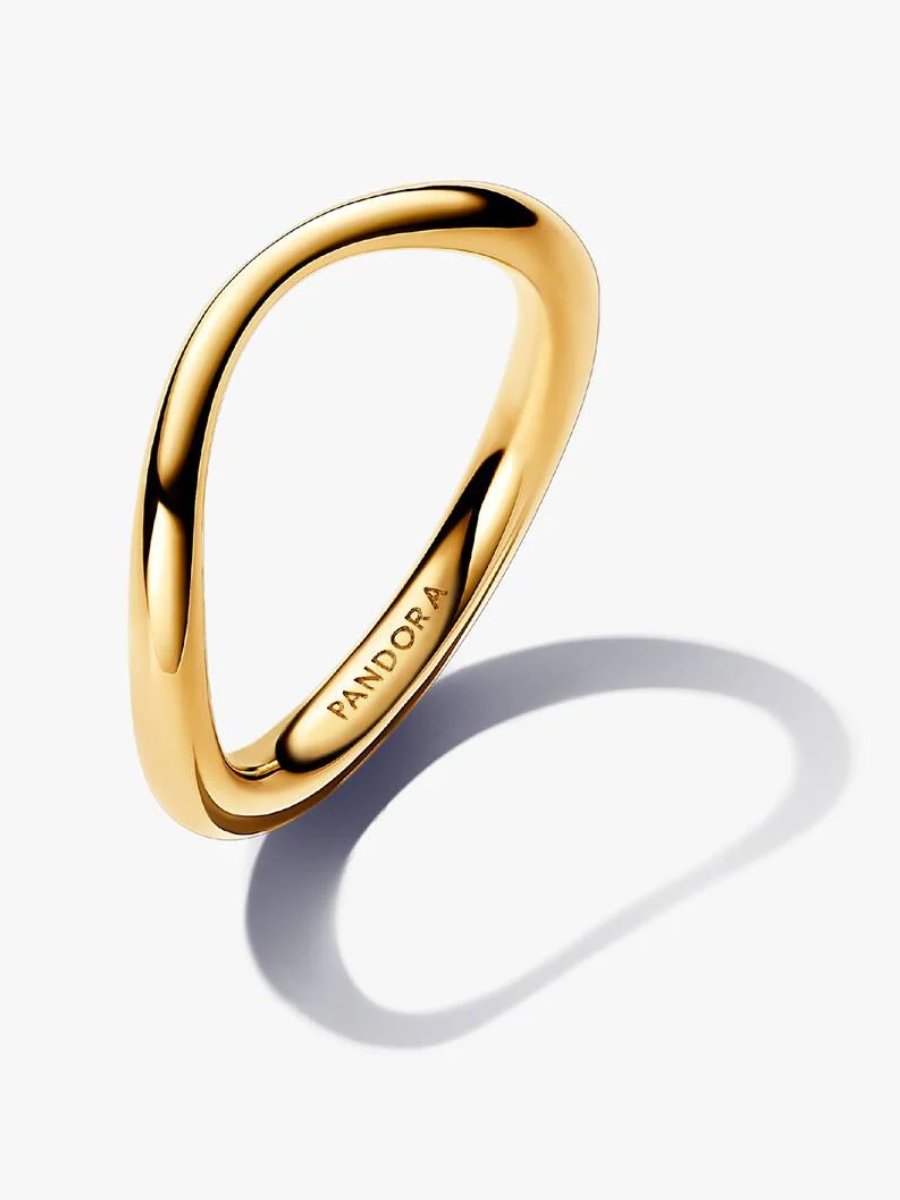 Joyería minimalista: las piezas más chic para usar este 2026