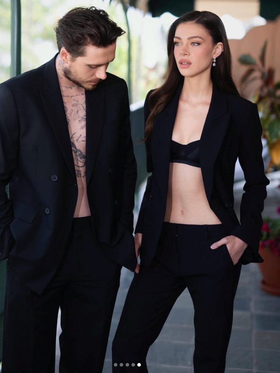 Las diferencias y similitudes de estilo entre Victoria Beckham y Nicolas Peltz