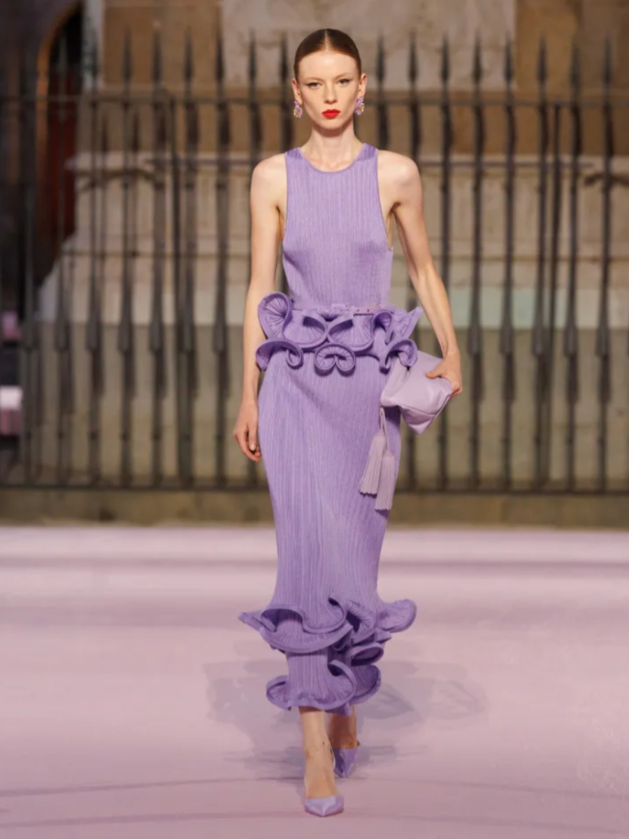 Los vestidos que serán it en 2026: desde capas hasta volantes, lo que verás en primavera