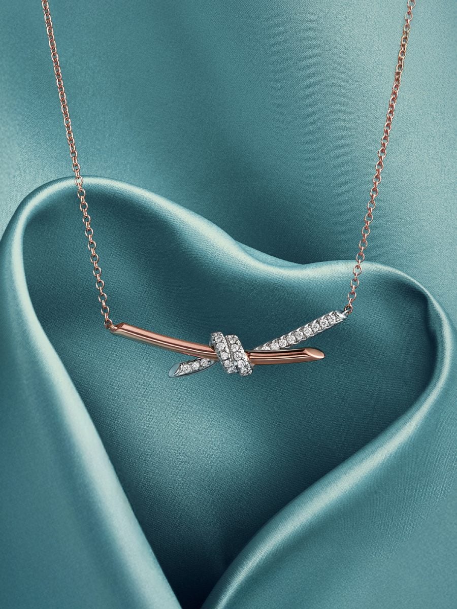 Tiffany & Co. presenta su campaña de San Valentín 2026: Celebrating Love Stories Since 1837