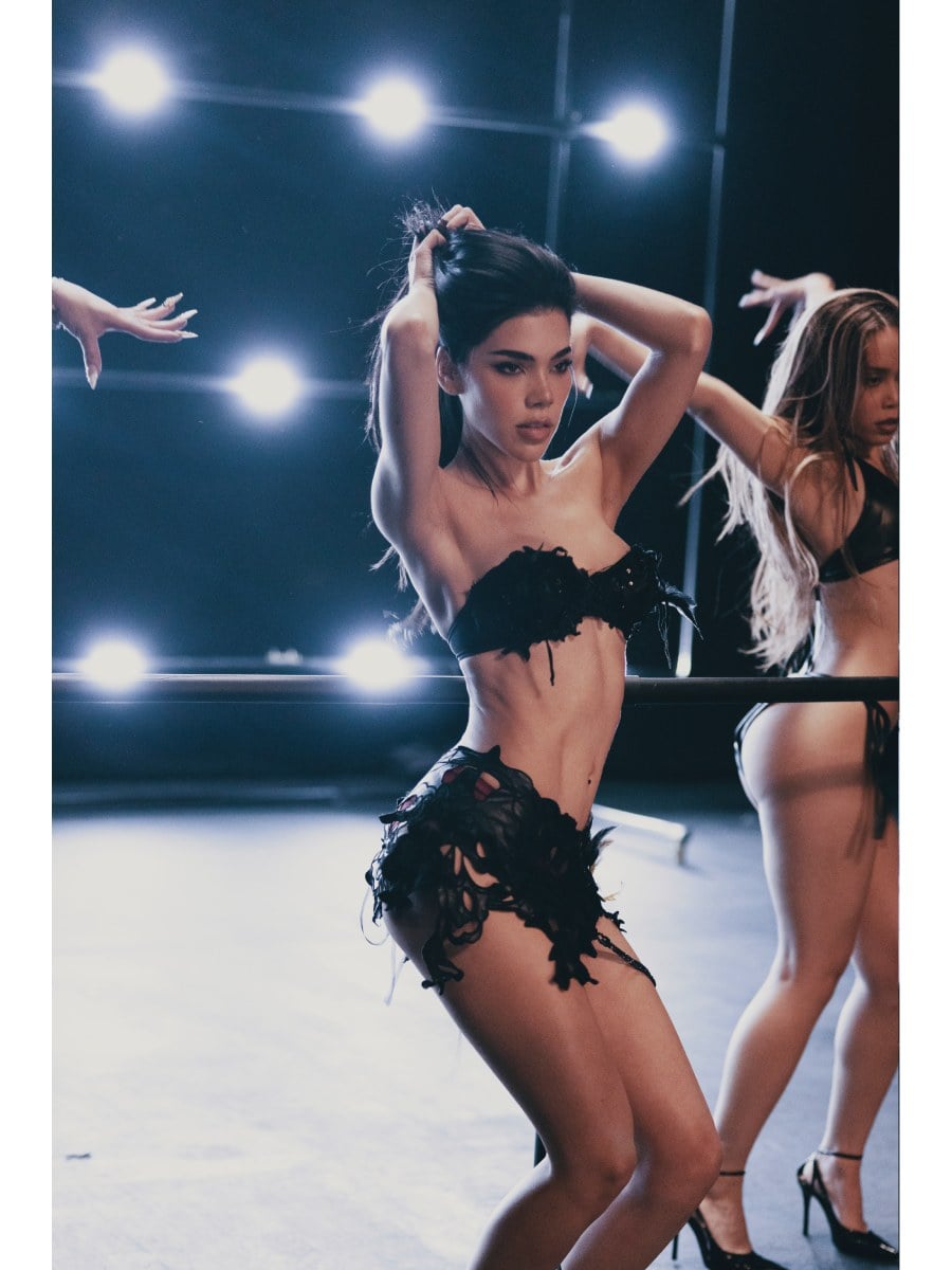 Todo sobre el nuevo disco de Kenia Os