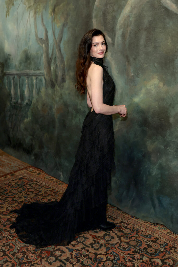 El Regreso Triunfal de Anne Hathaway con Ralph Lauren