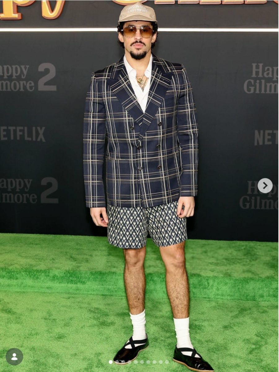 Los mejores momentos de moda de Bad Bunny a lo largo de los años