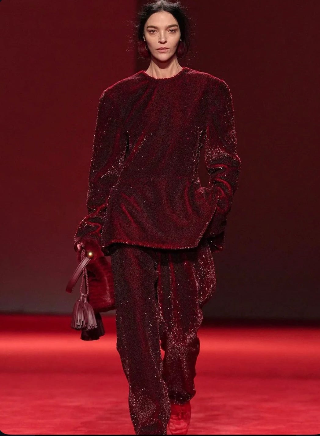 Louise Trotter presenta su segunda colección al frente de Bottega Veneta