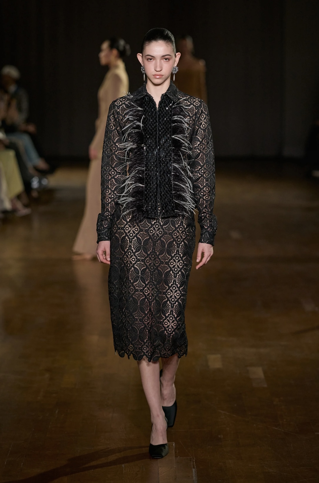 La firma libanesa Georges Hobeika en Paris Fashion Week: F/W 2026–2027