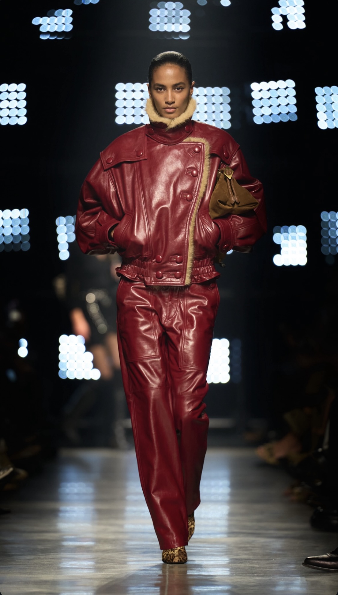 Kim Bekker presenta F/W 2026–2027 para Isabel Marant