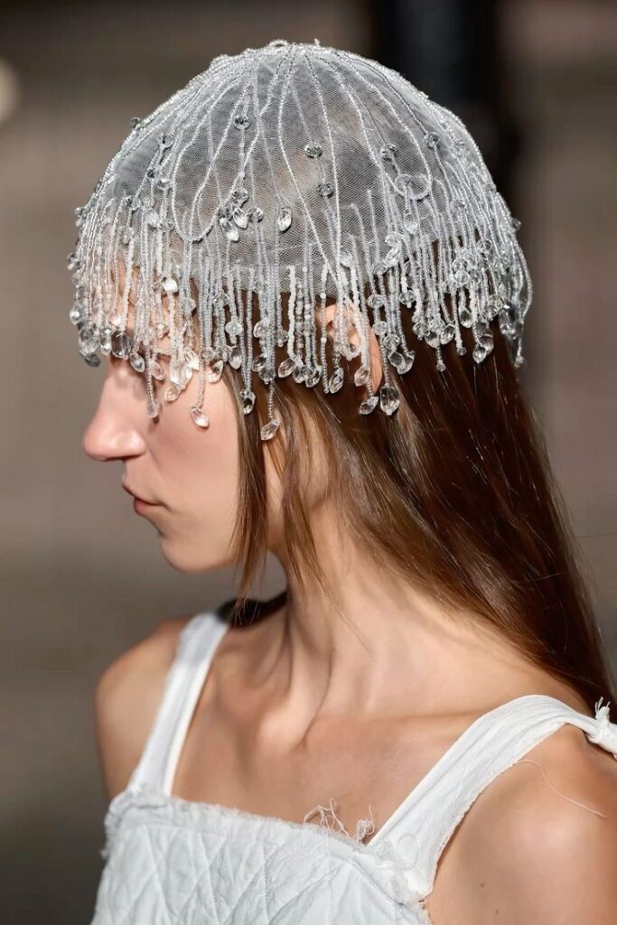 Joyas en la cabeza, tendencia clave verano 2026