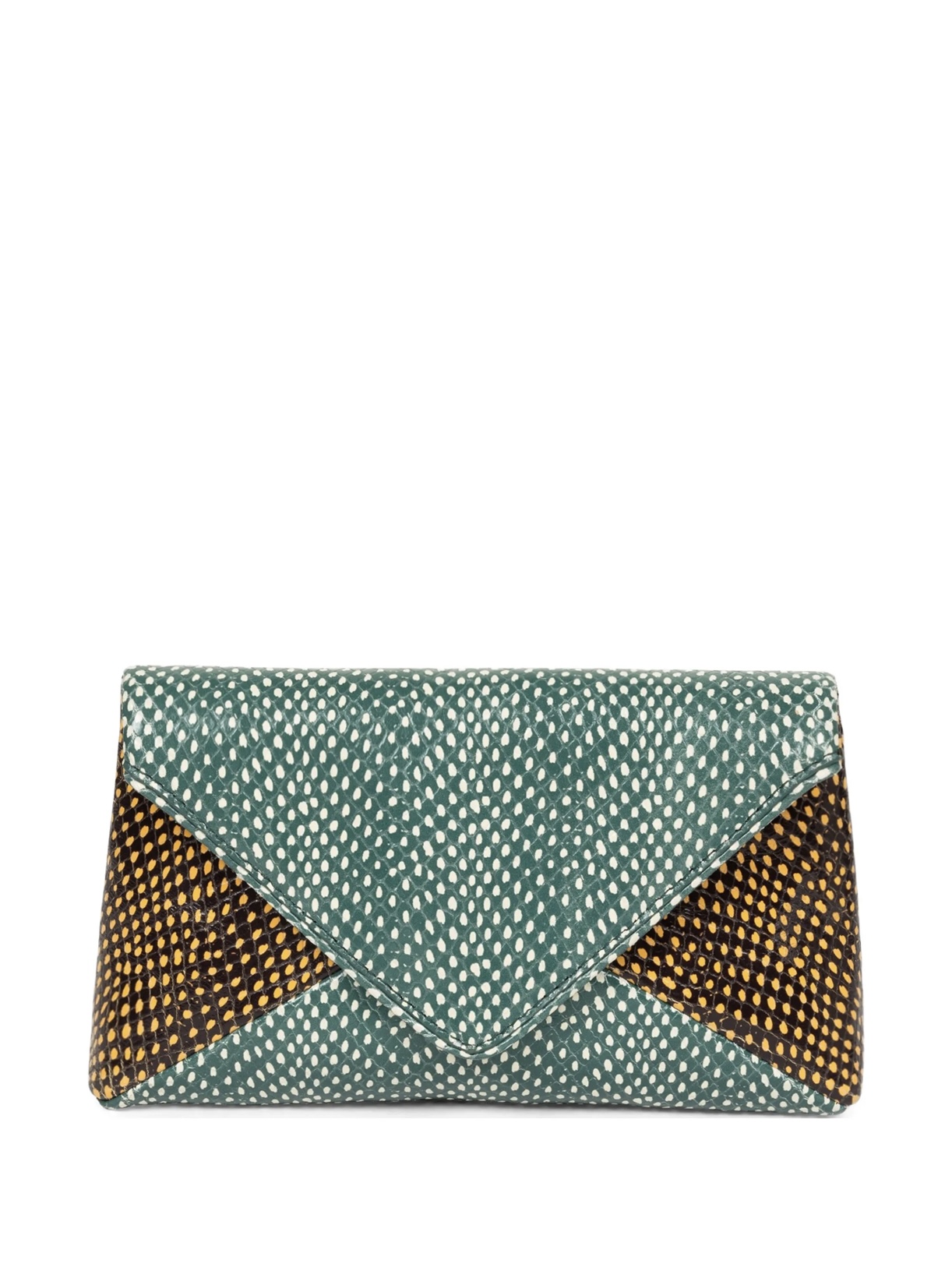 Los mejores bolsos clutch y cómo llevarlos esta temporada