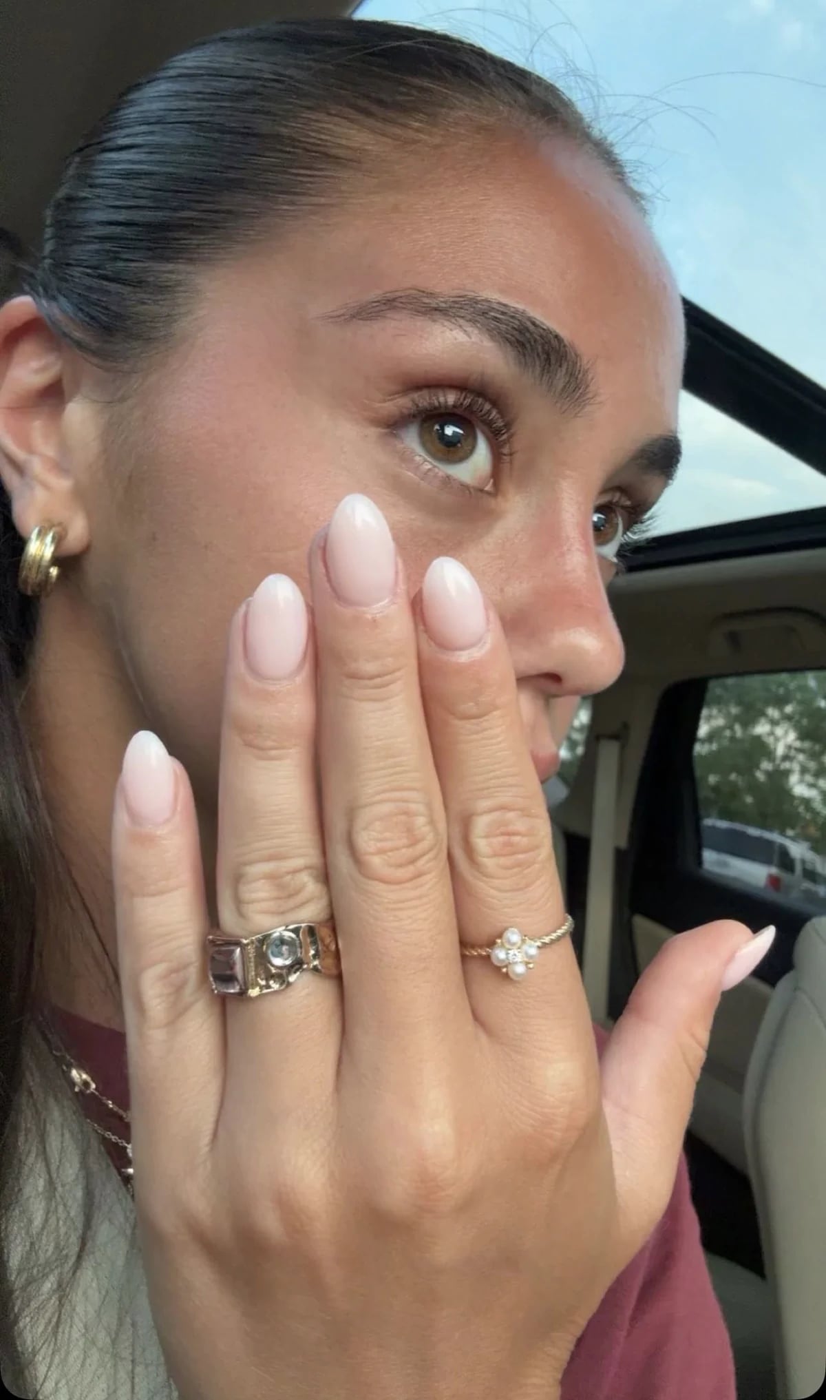 Coconut Latte Nails: las uñas más elegantes del momento