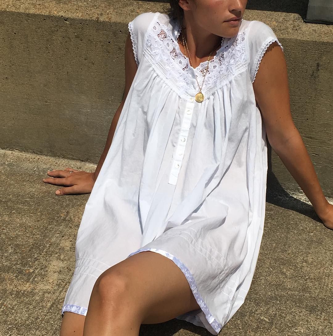 El vestido camisón de abuela regresa con más estilo que nunca