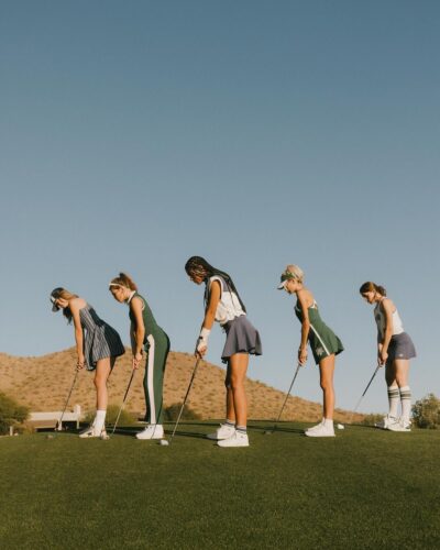 Si juegas golf, estas son las marcas de golf más cool que deberías tener en el radar