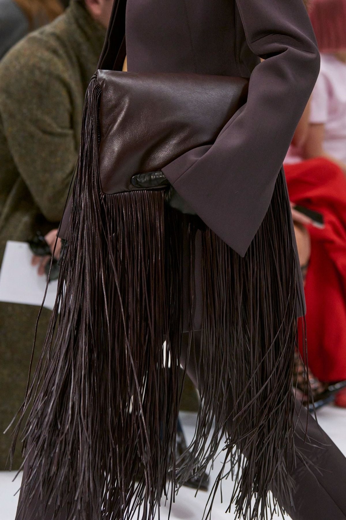 Bolso de flecos