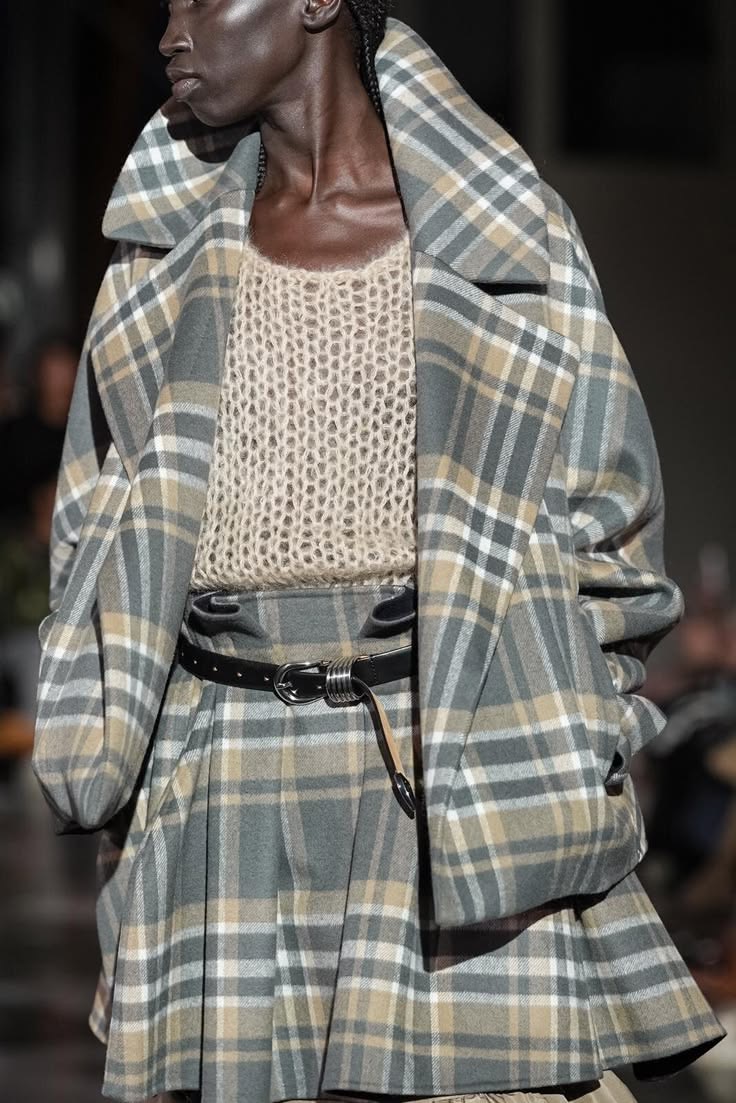 Falda de cuadros con chakra de cuadros FW 26
