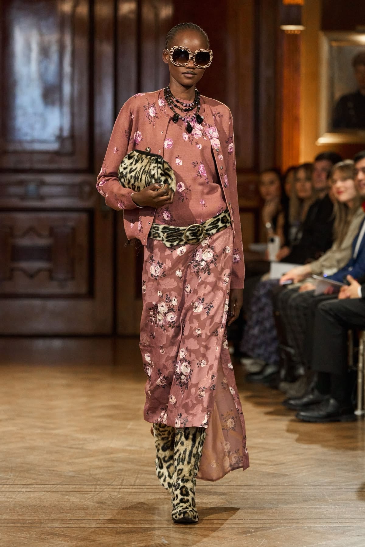 Vestido floral rosa