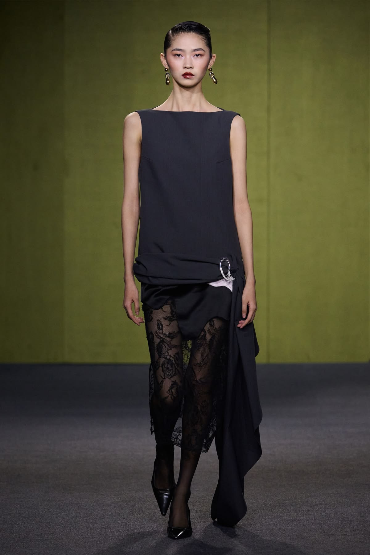 Vestido de encaje negro