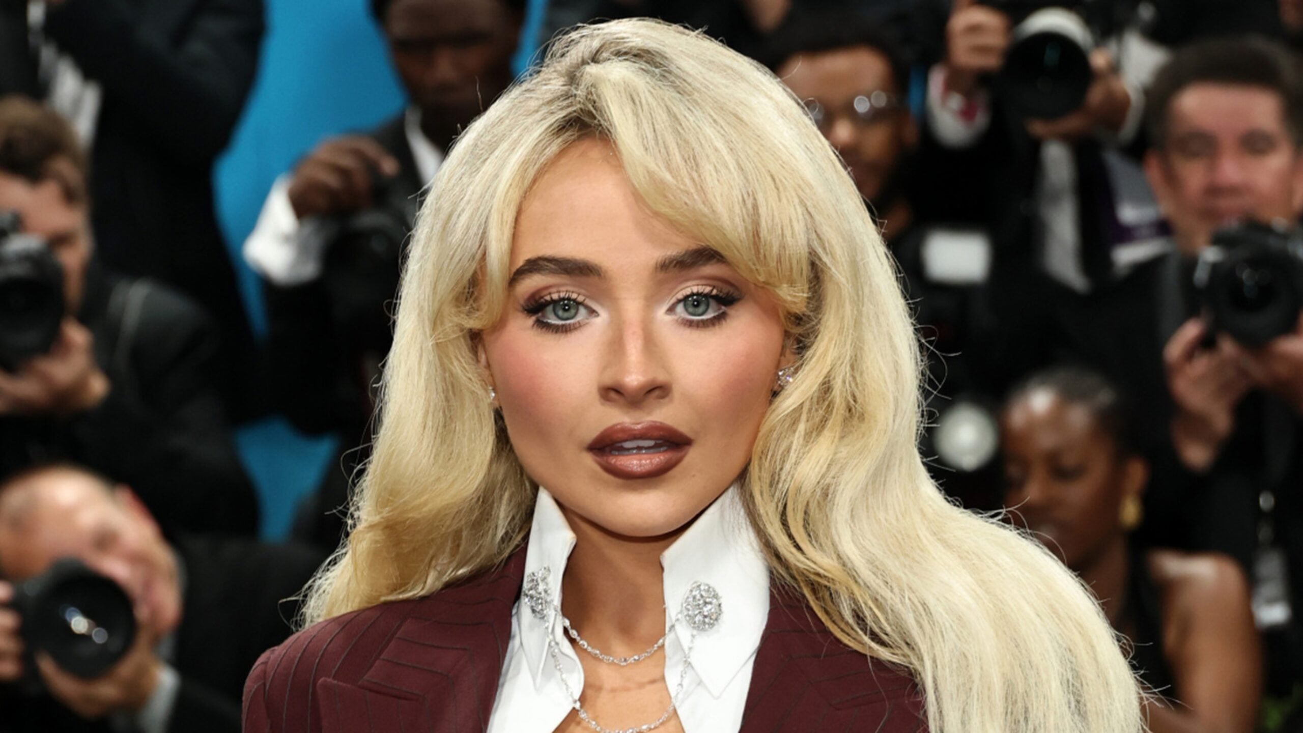 Sabrina Carpenter en la Met Gala 2025