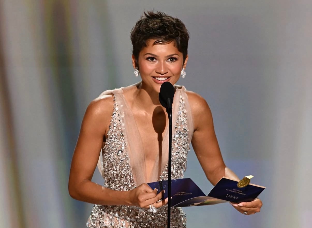 Zendaya pixie cut