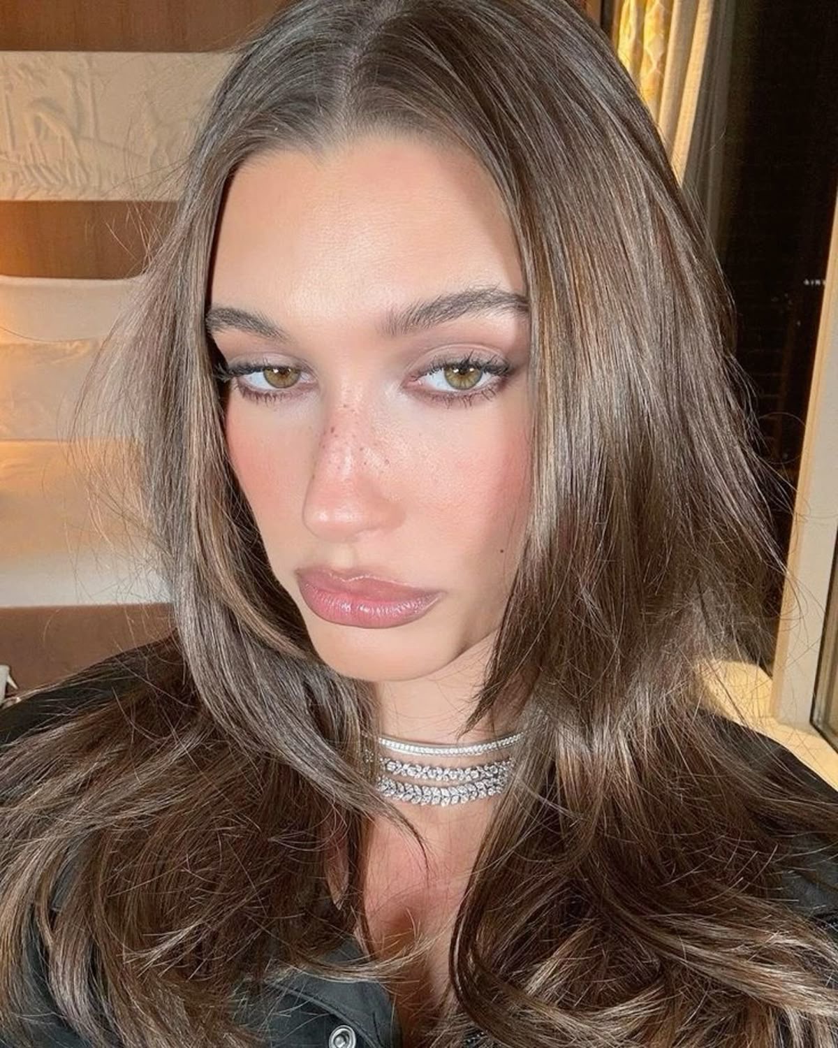 Hailey Bieber maquillaje