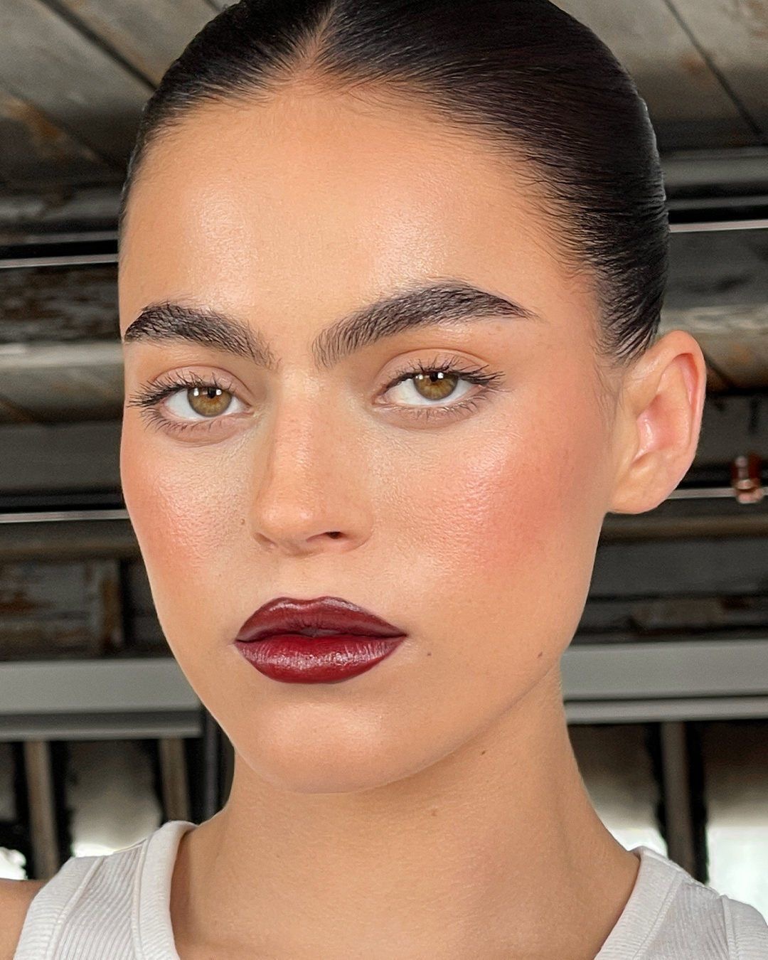 Color vino maquillaje tendencias