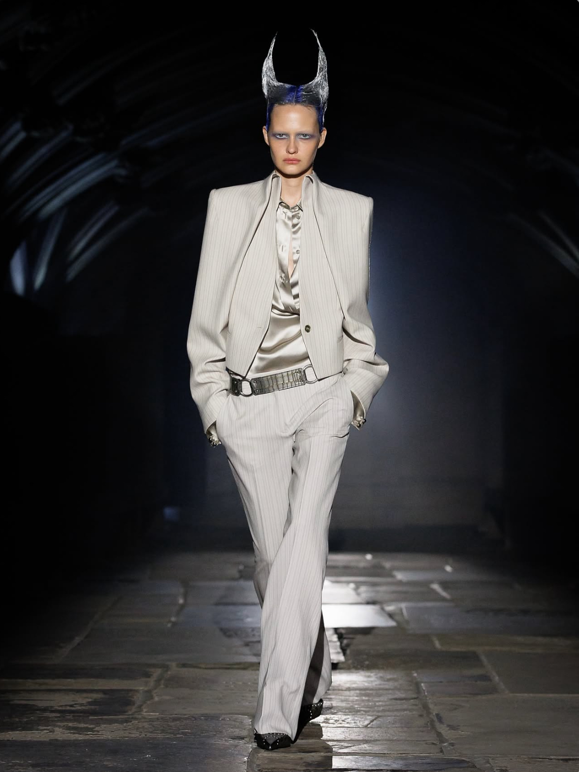 Alexander McQueen desfile Londres