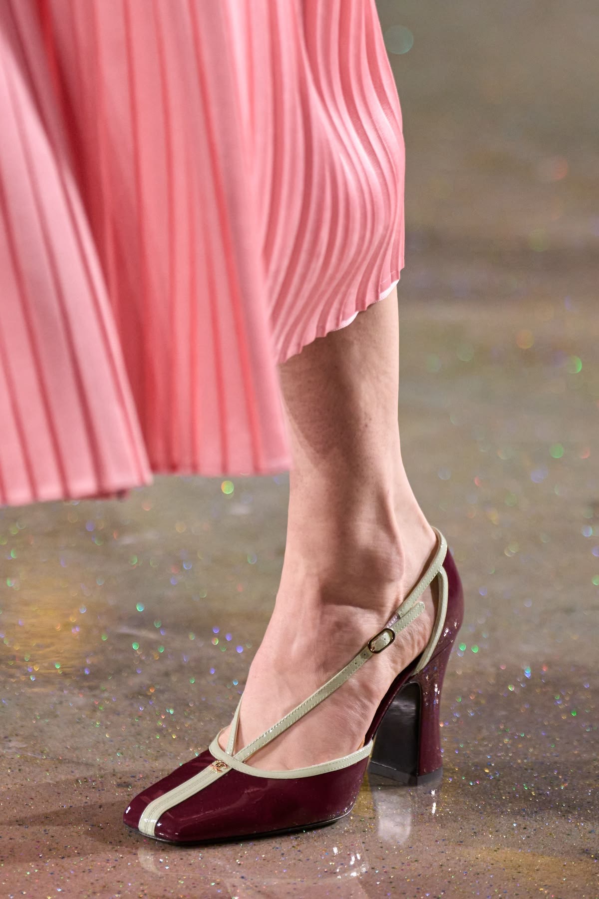 Sandalias con punta cuadrada de tacón Chanel