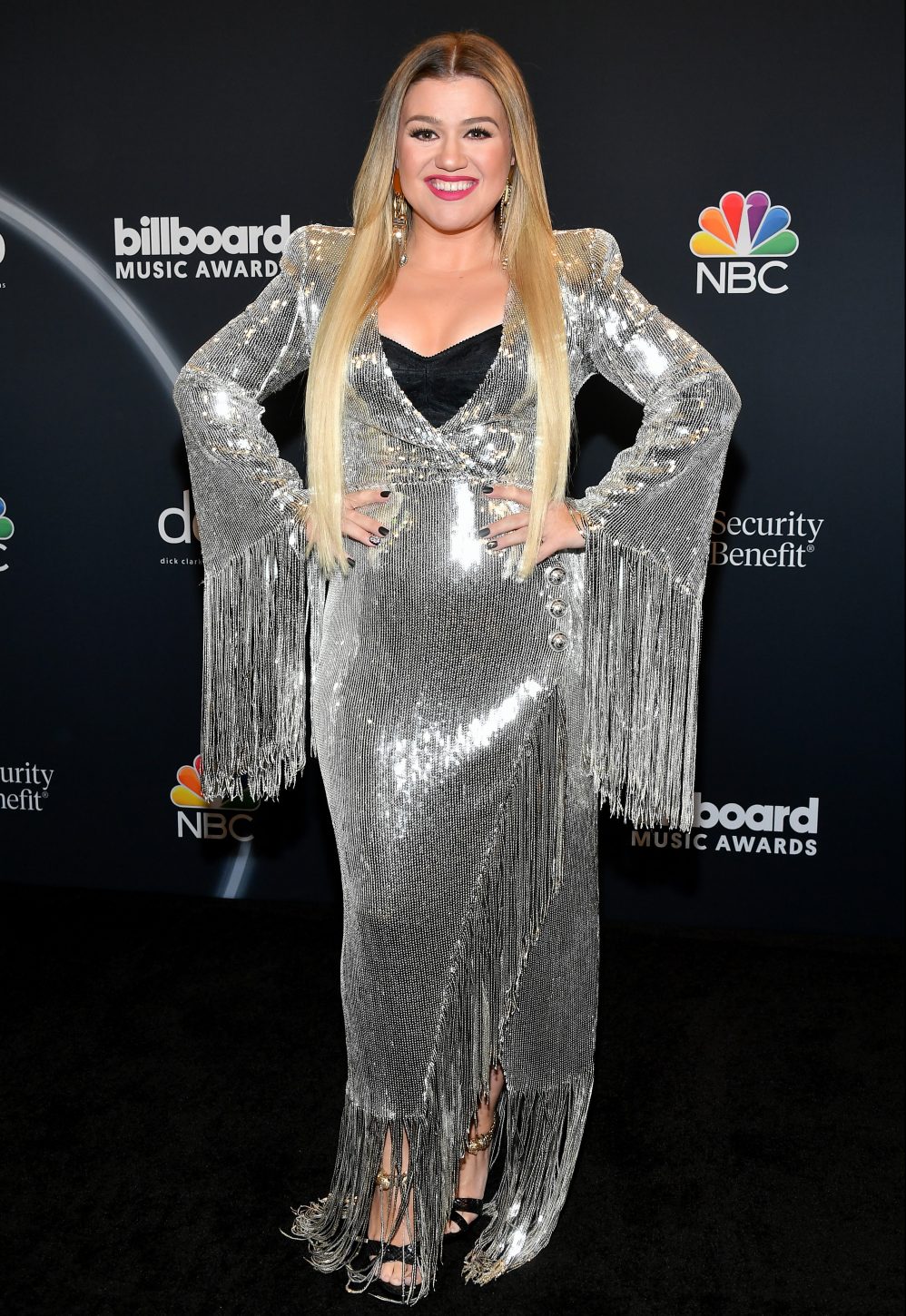 Kelly Clarkson at the 2020 Billboard Music Awards