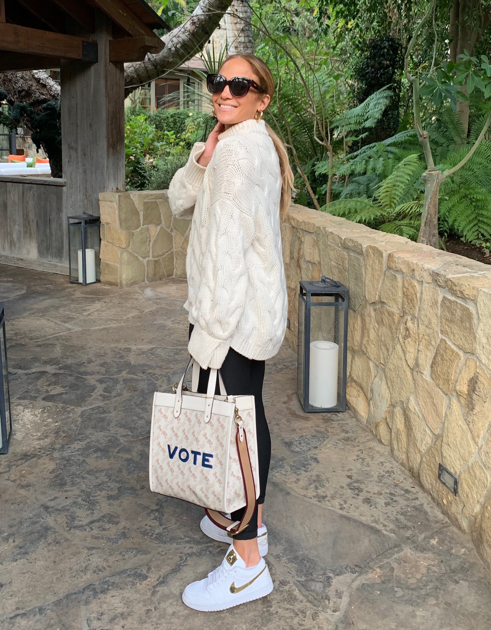 Jennifer Lopez Coach Vote Tote