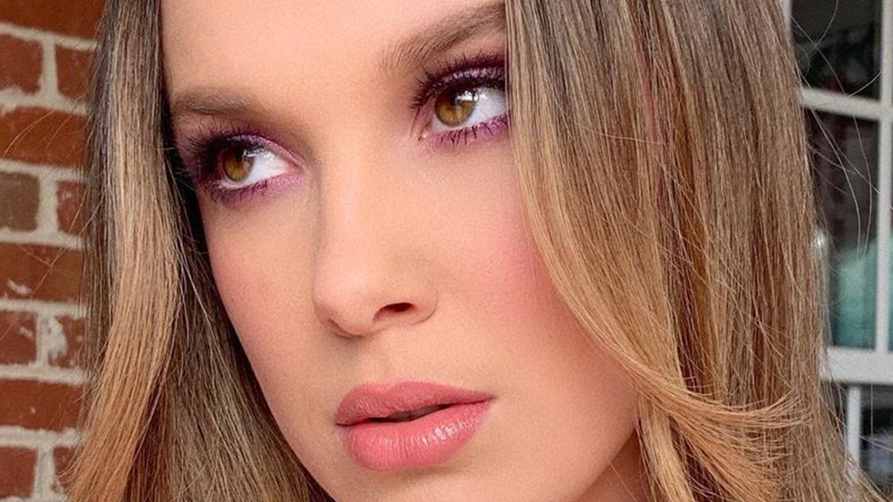 Millie Bobby Brown Pink and Purple Eyeshadow HowTo Grazia