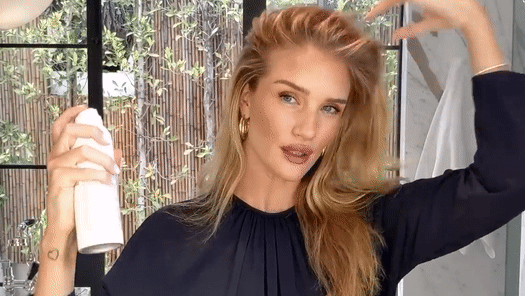 Every Product That Rosie Huntington-Whiteley Uses To Get Her Hair Looking Insanely Good