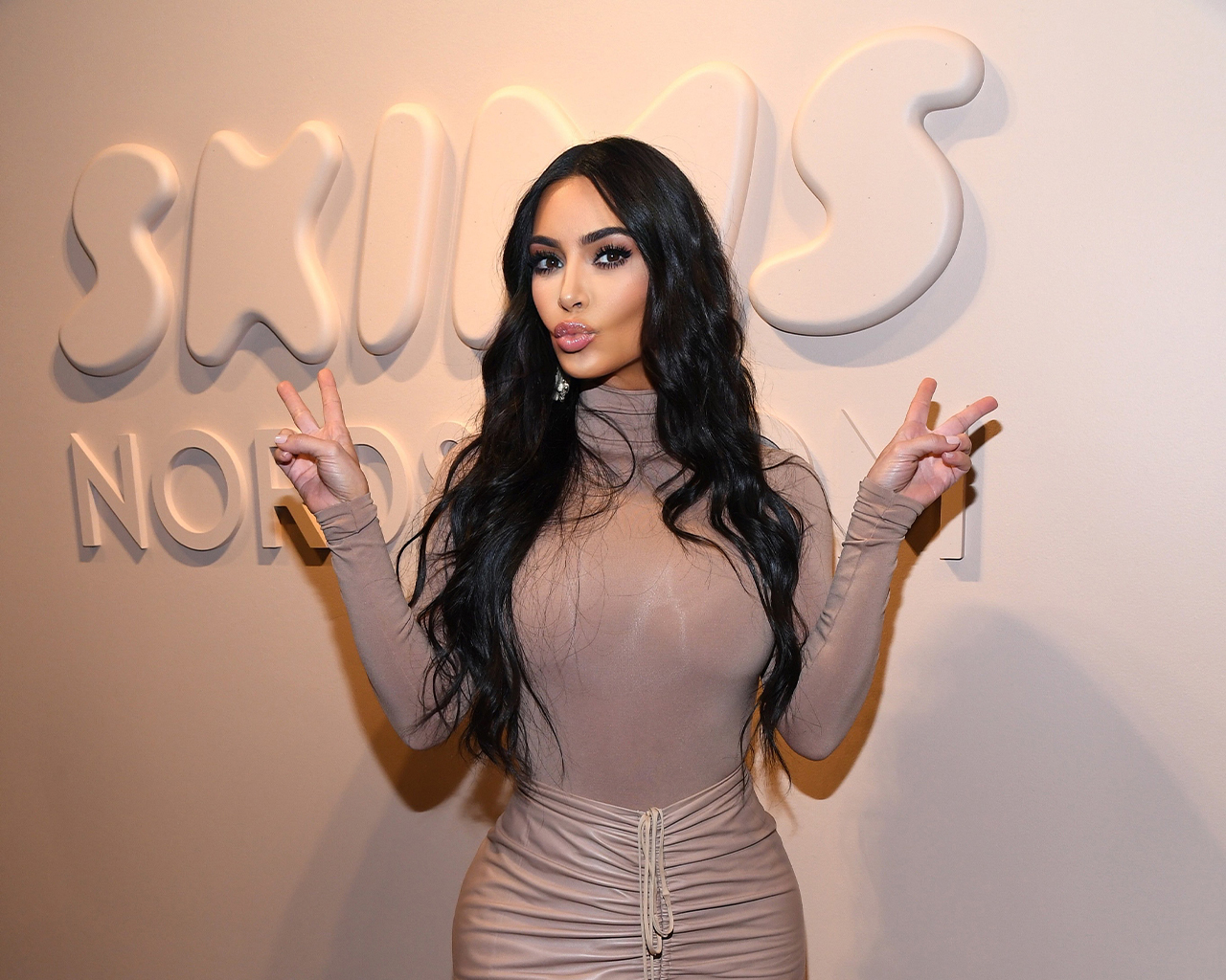 Kim at Skim's Headquarters  Kim kardashian style, Kardashian jenner,  Kardashian style