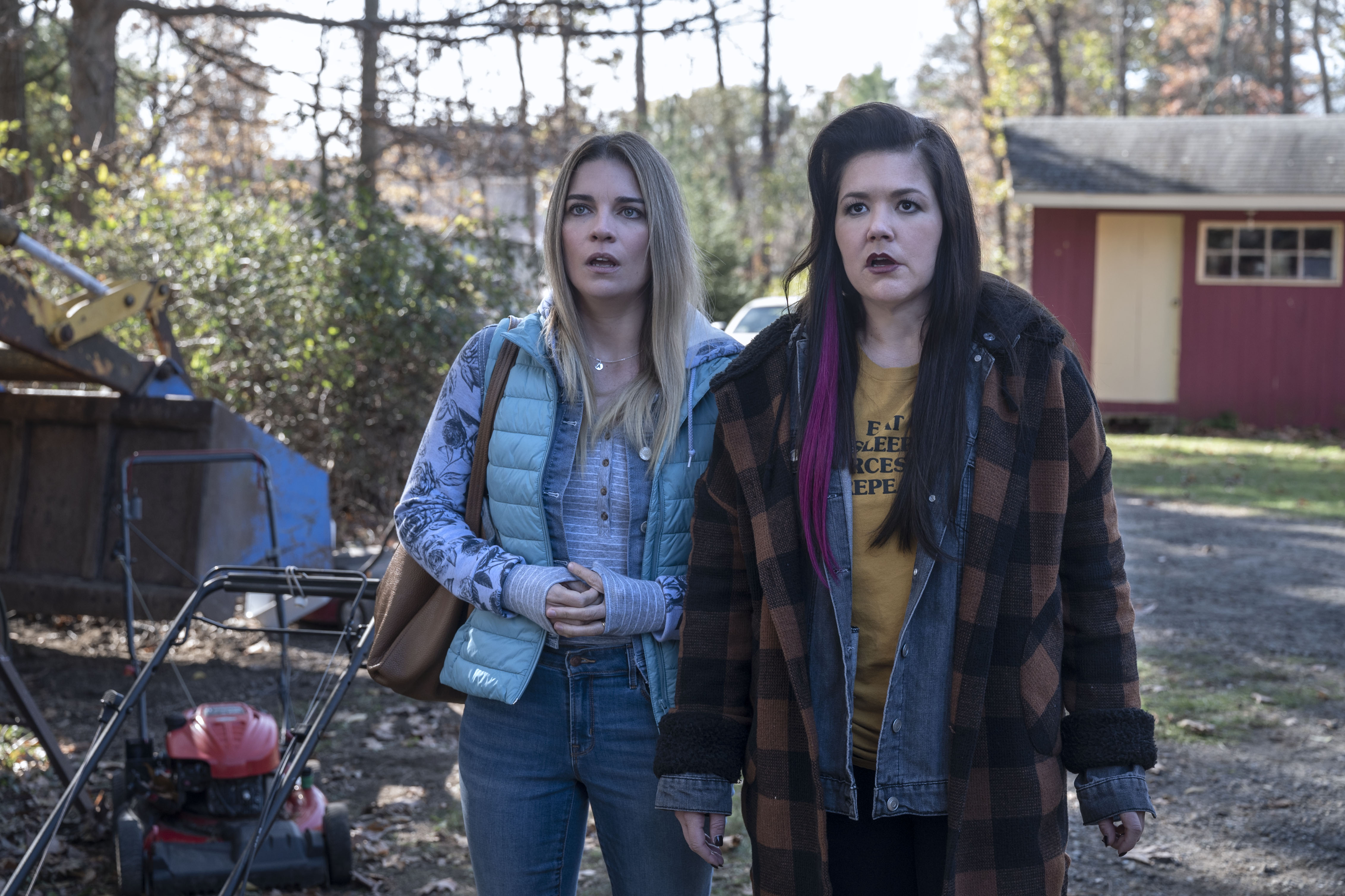 Annie Murphy and Mary Hollis Inboden in <i>Kevin Can F*** Himself</i>