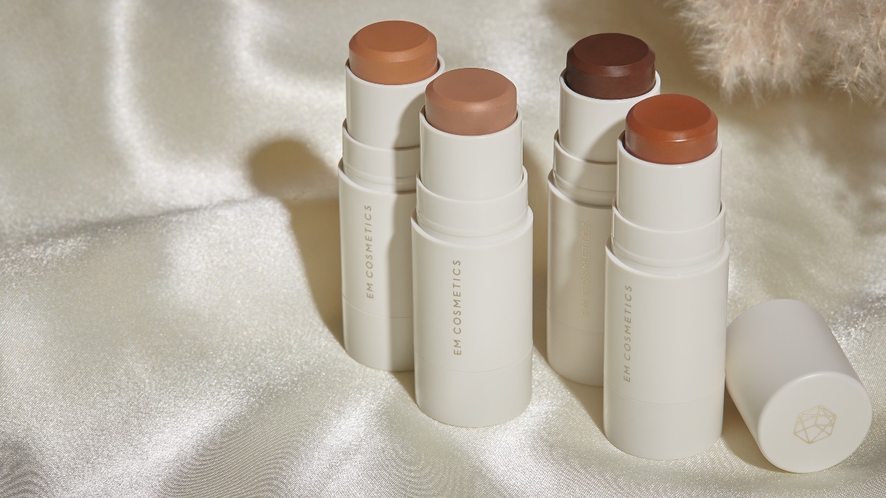 EM Cosmetics Launches So Soft Blush, Contour, and Bronzer - Grazia em cosmetics so soft contour stick