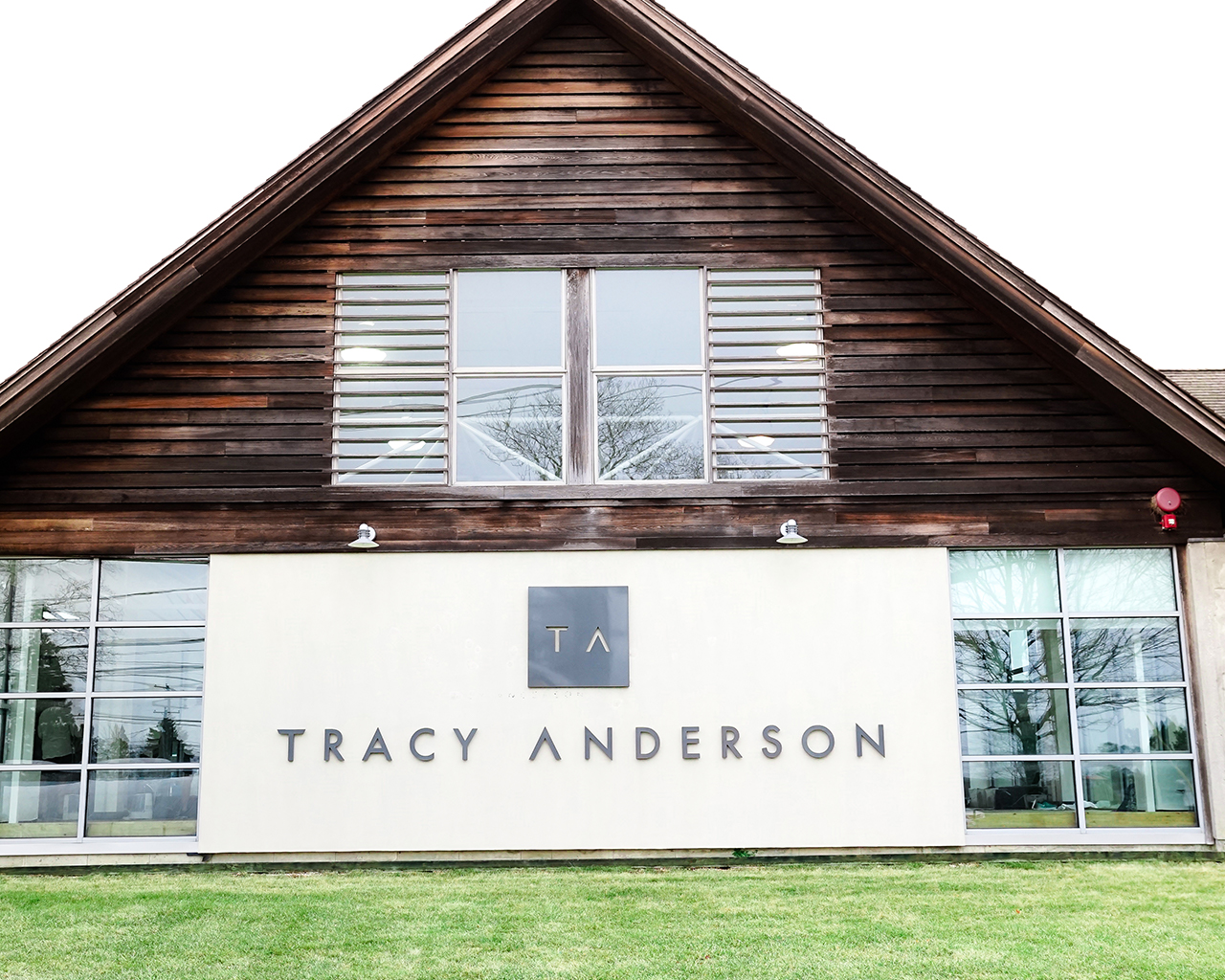 Candice Miller's Guide to The Hamptons