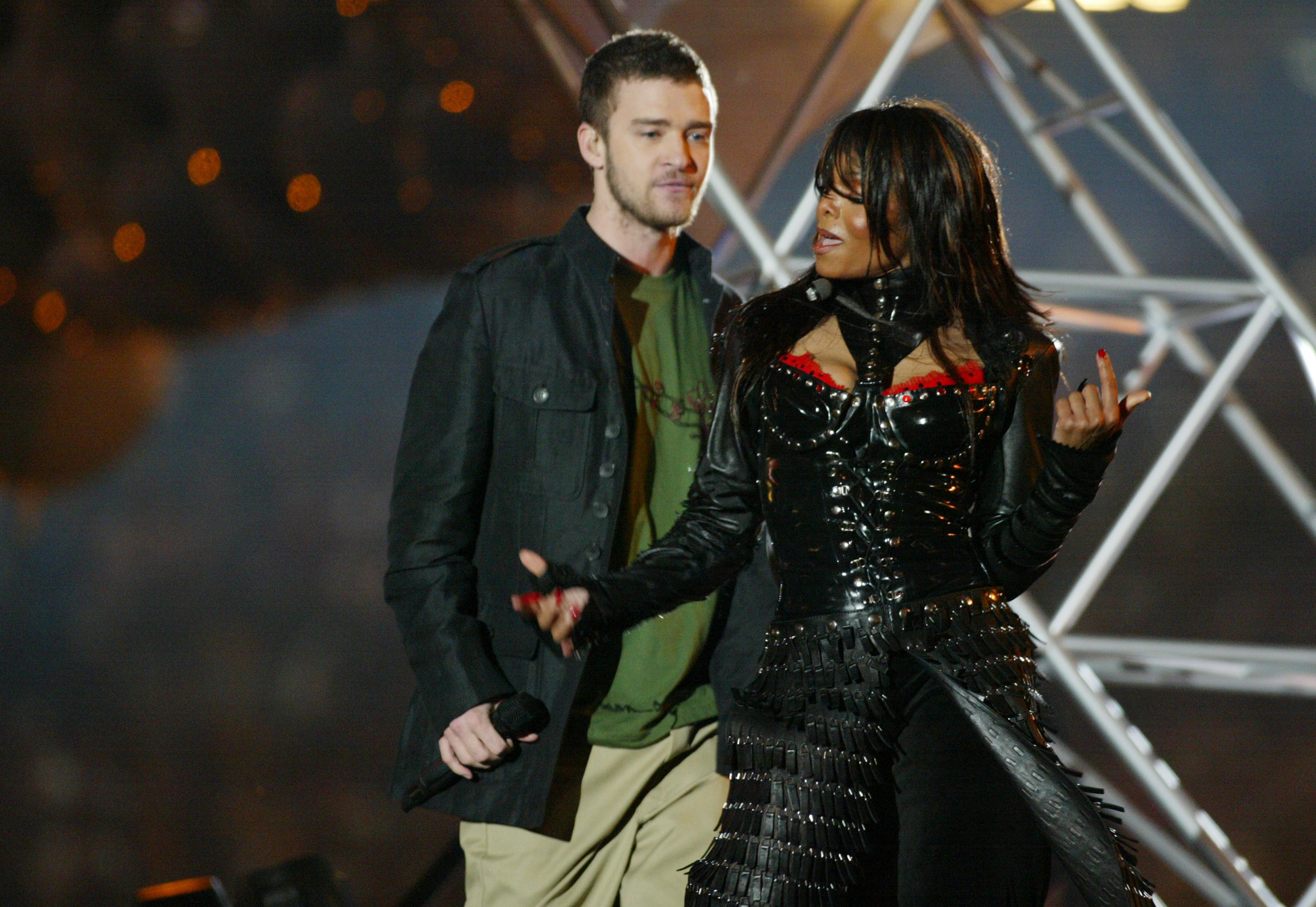 Justin Timberlake and Janet Jackson onstage during the 2004 Super Bowl halftime show