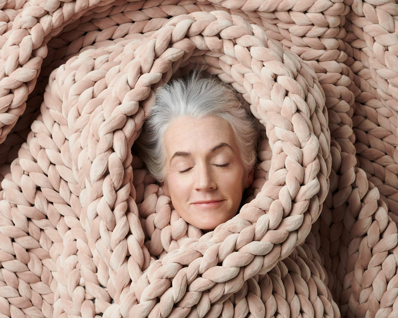 Shop Bearaby's Best Weighted Blankets To Relieve Stress, Reduce