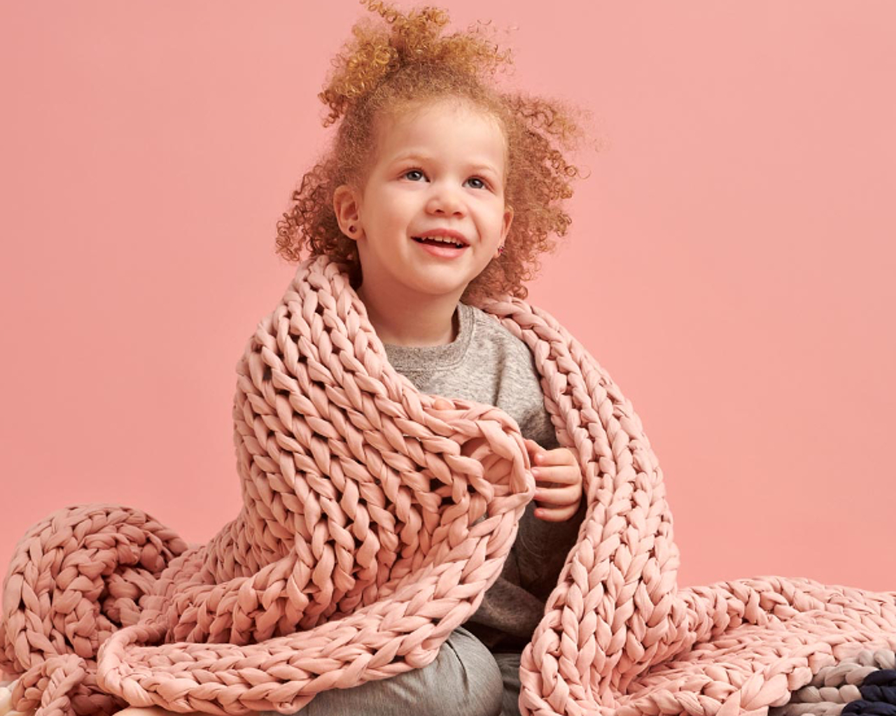 Shop Bearaby’s Best Weighted Blankets To Relieve Stress, Reduce