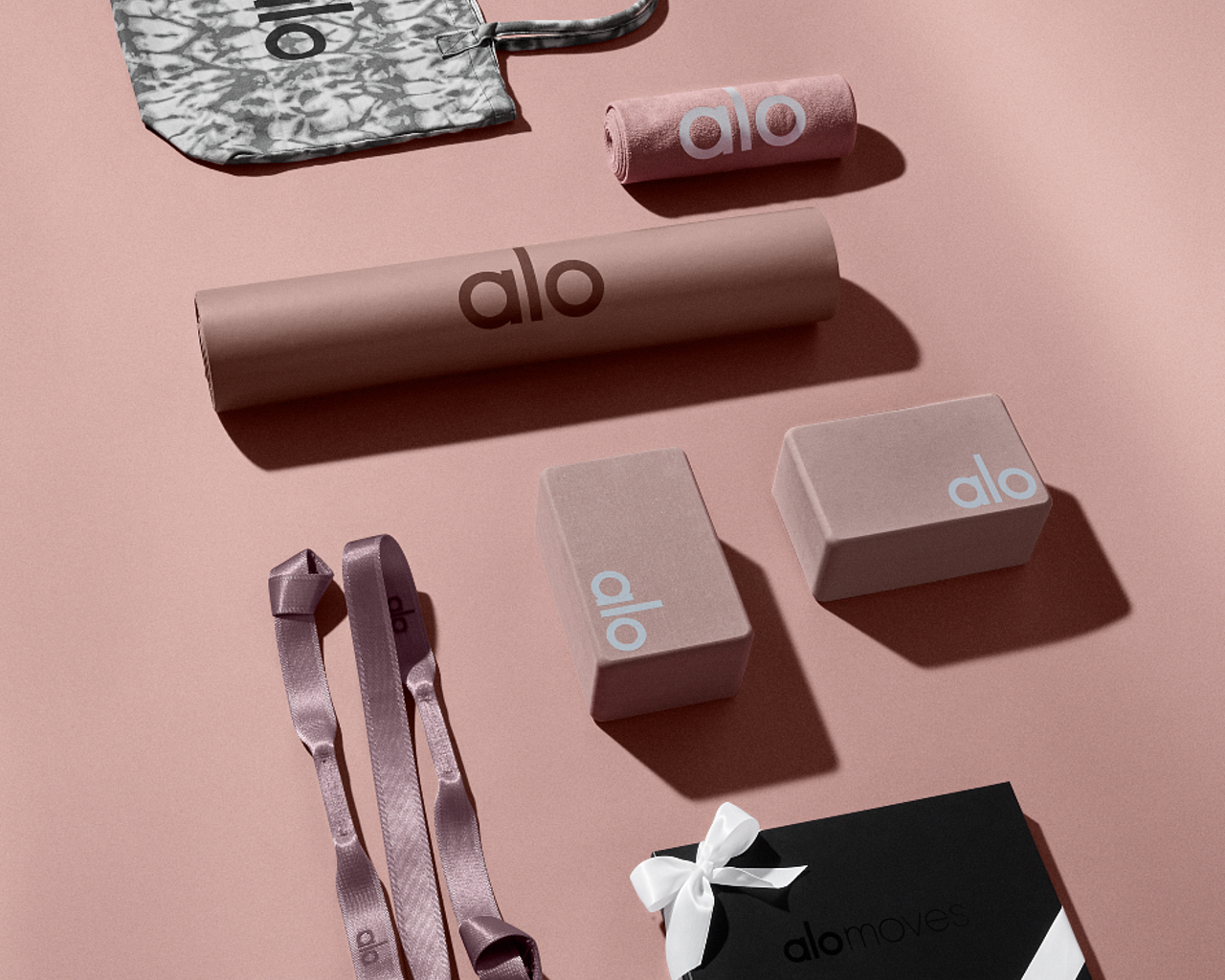 Why Alo Yoga Is The Best Lifestyle Brand To Buy Into — GRAZIA USA