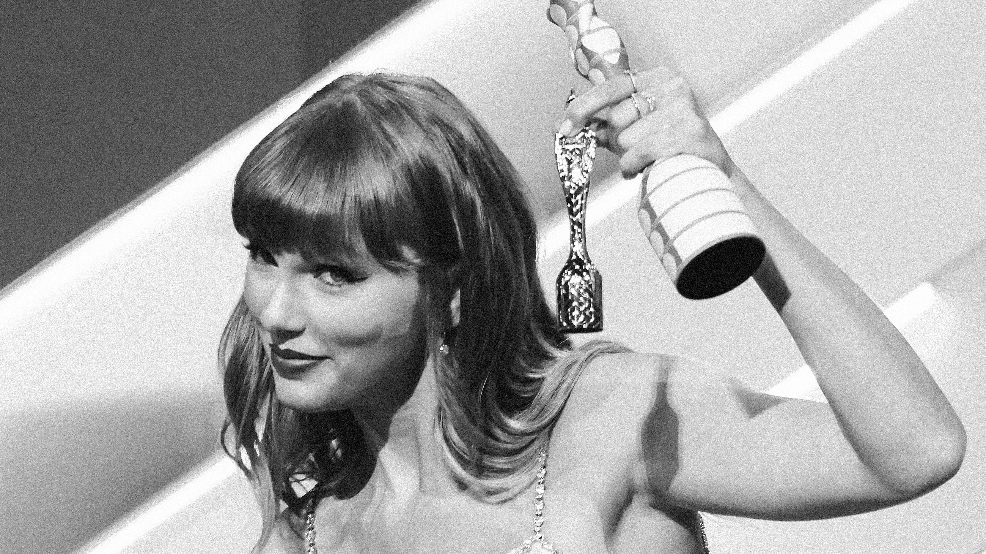Taylor Swift's 2021 Year in Review: Power, Freedom, and Style