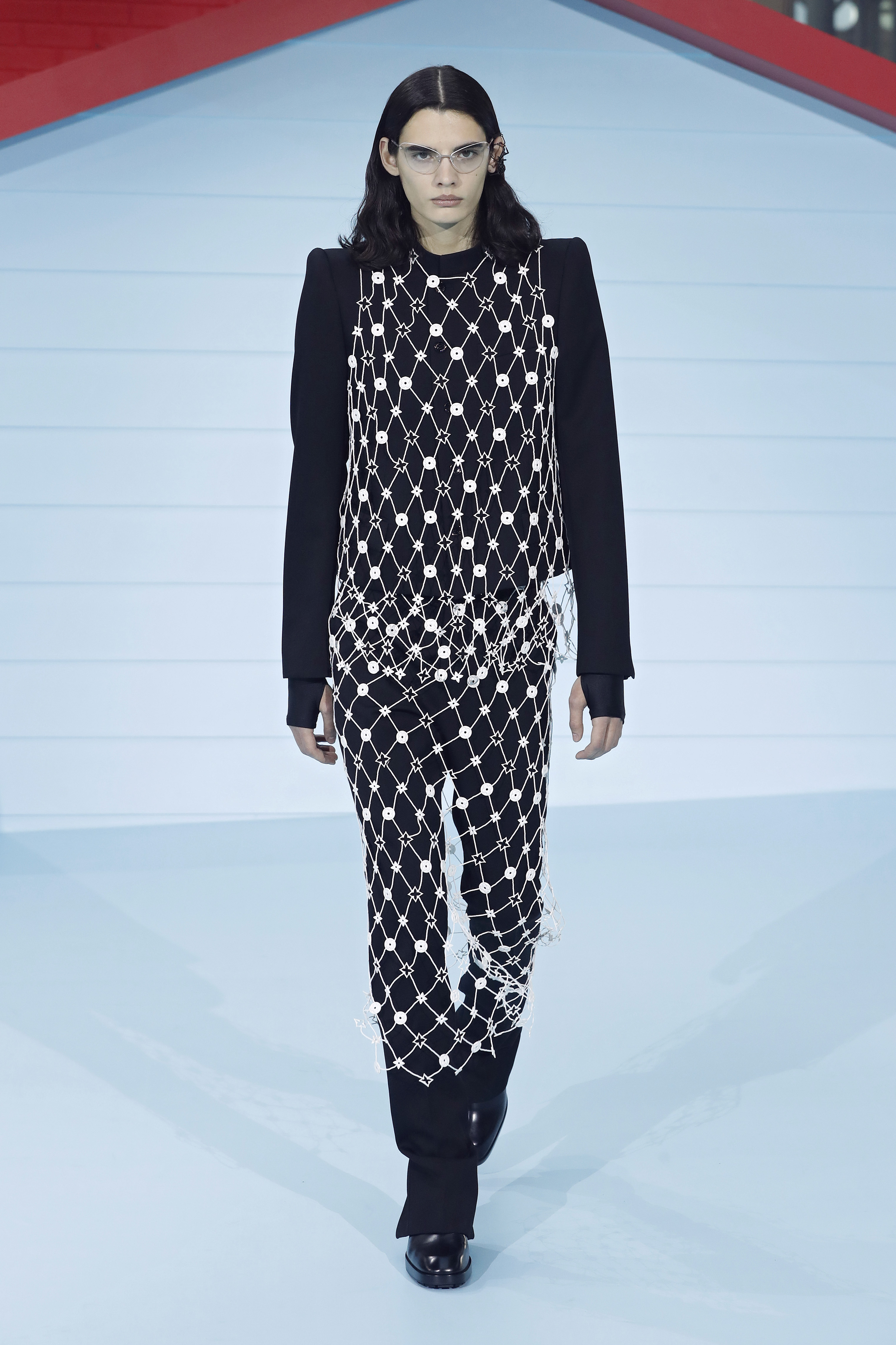 Louis Vuitton Presents Virgil Abloh-Designed Pre-SS20 Collection  High  fashion street style, Streetwear fashion, Paris fashion week