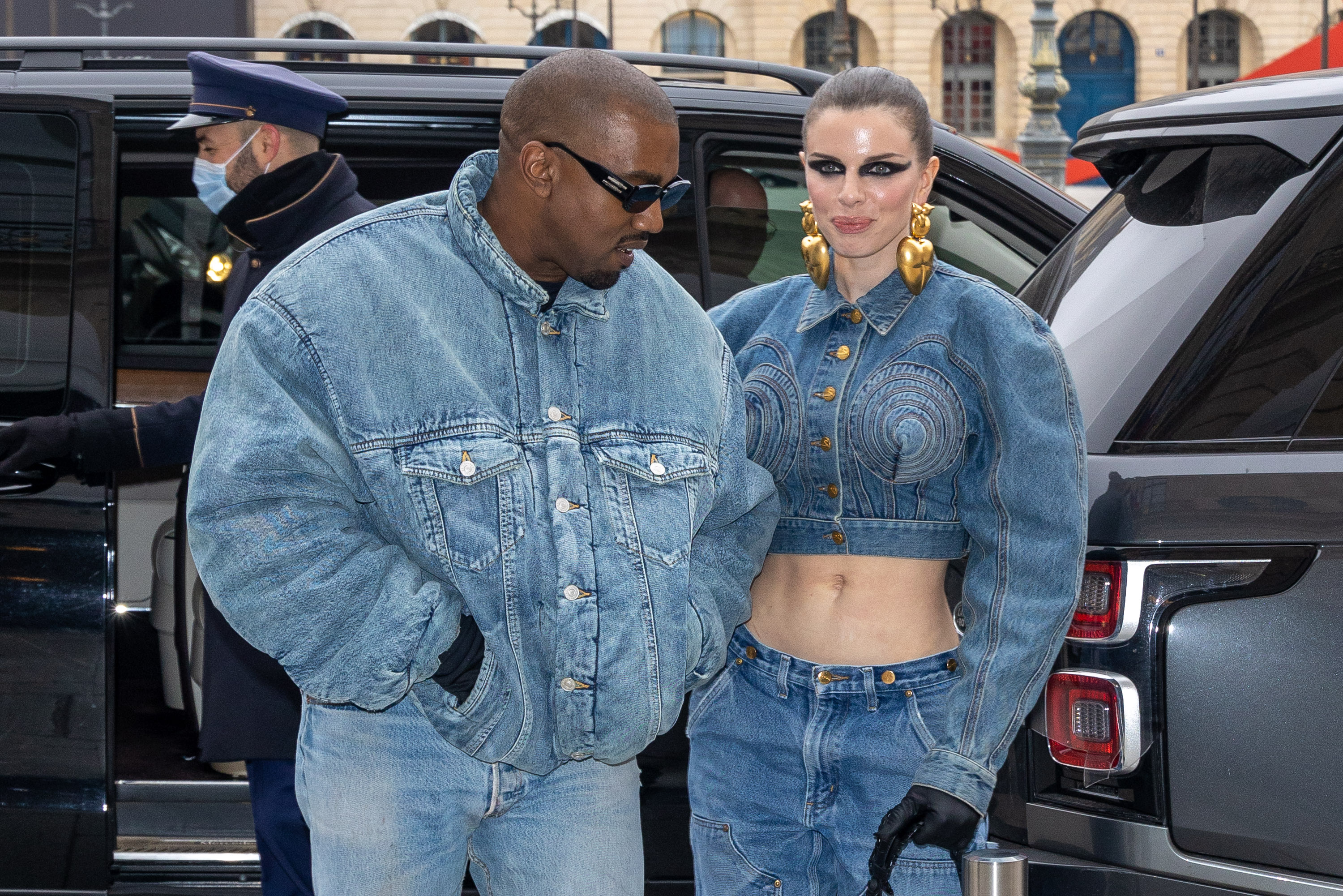 Julia Fox wears a cone bra denim jacket from Schiaparelli Spring 2022 while  out with Kanye West