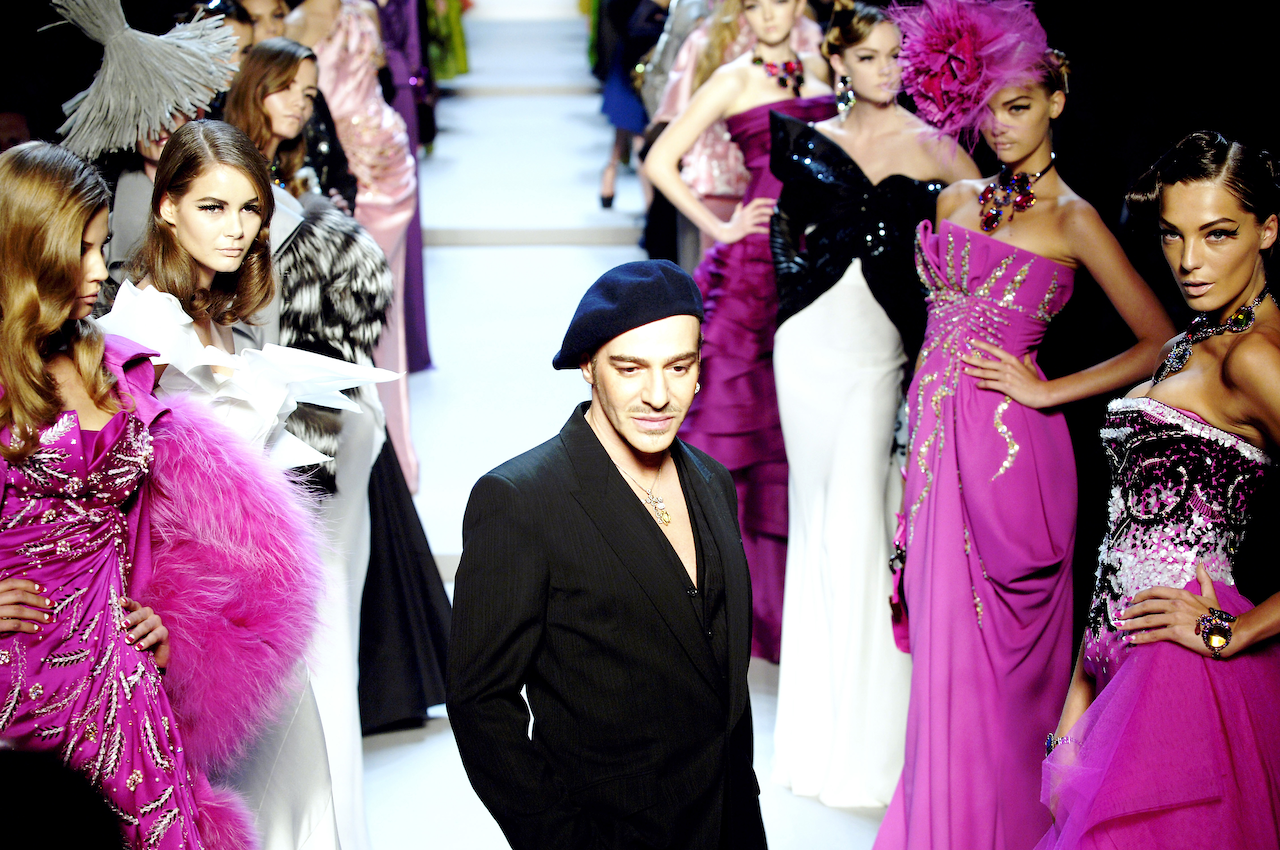 Christian Dior sẽ ra sao khi sa thải NTK chính  John Galliano