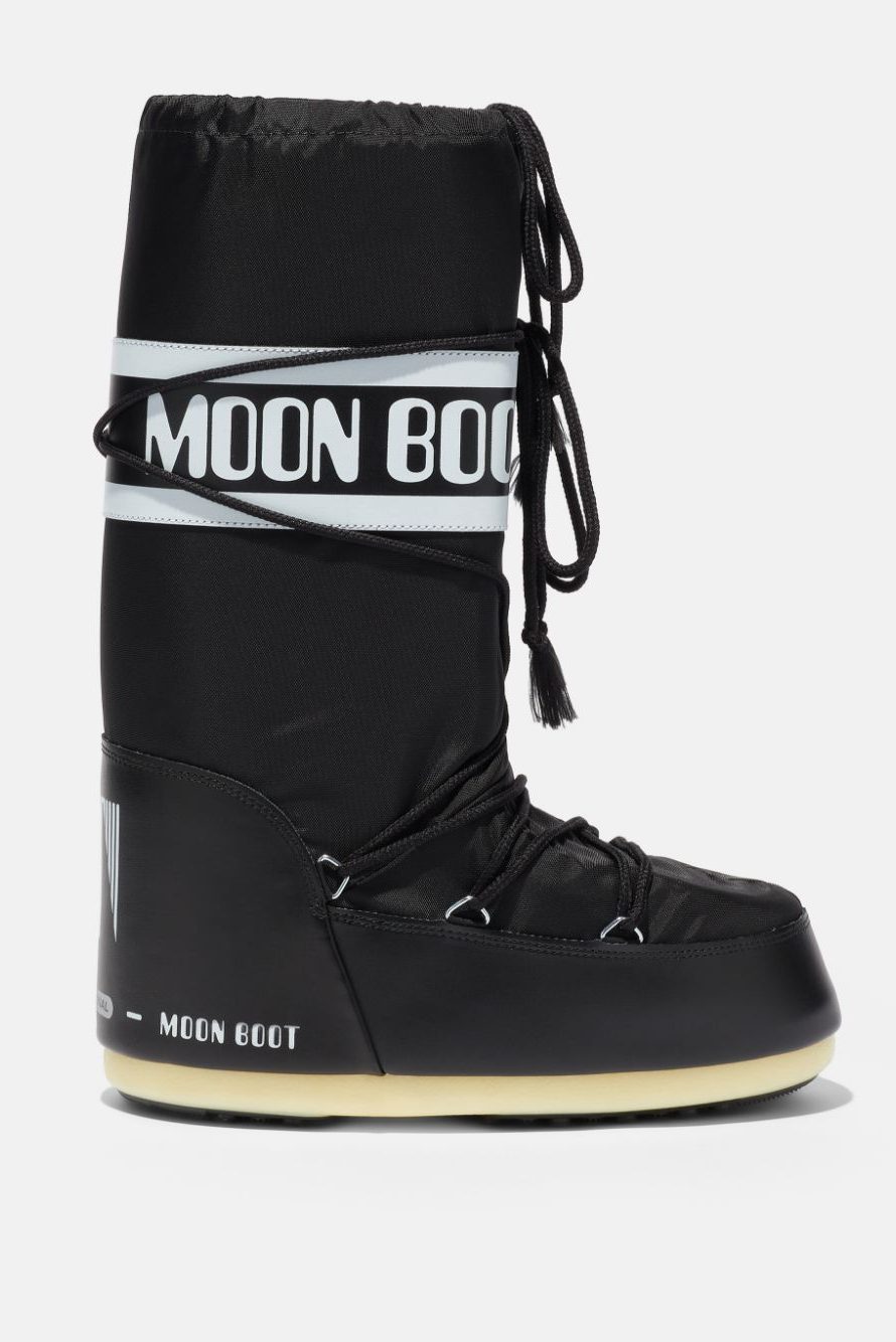 TRENDING: Moon Boots Are The Cold Weather Staple You Need