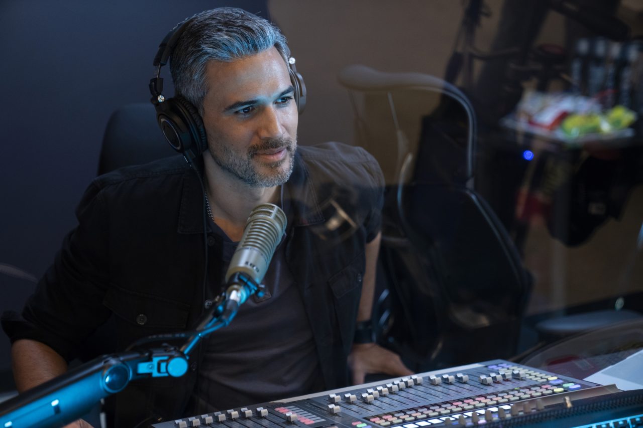 Ivan Hernandez as podcast producer Franklyn in the season finale of <i>And Just Like That</i>