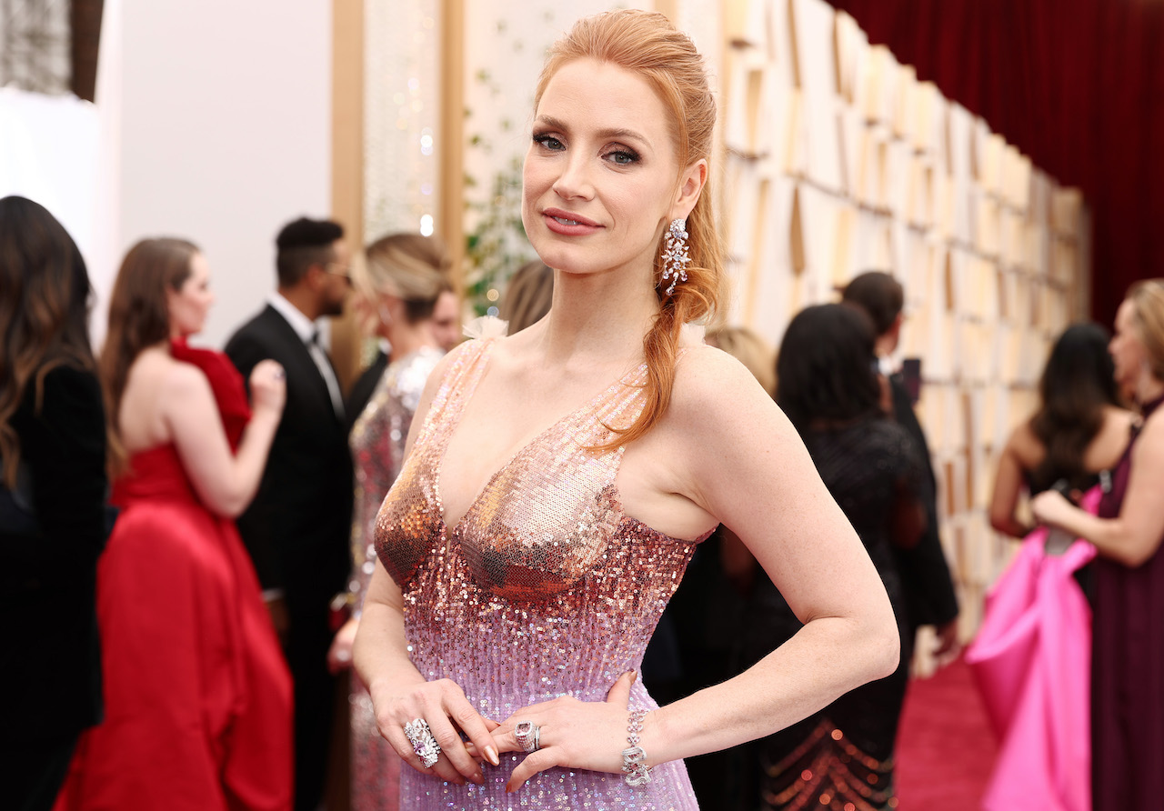 Best Dressed Stars at the 2022 Oscars Red Carpet