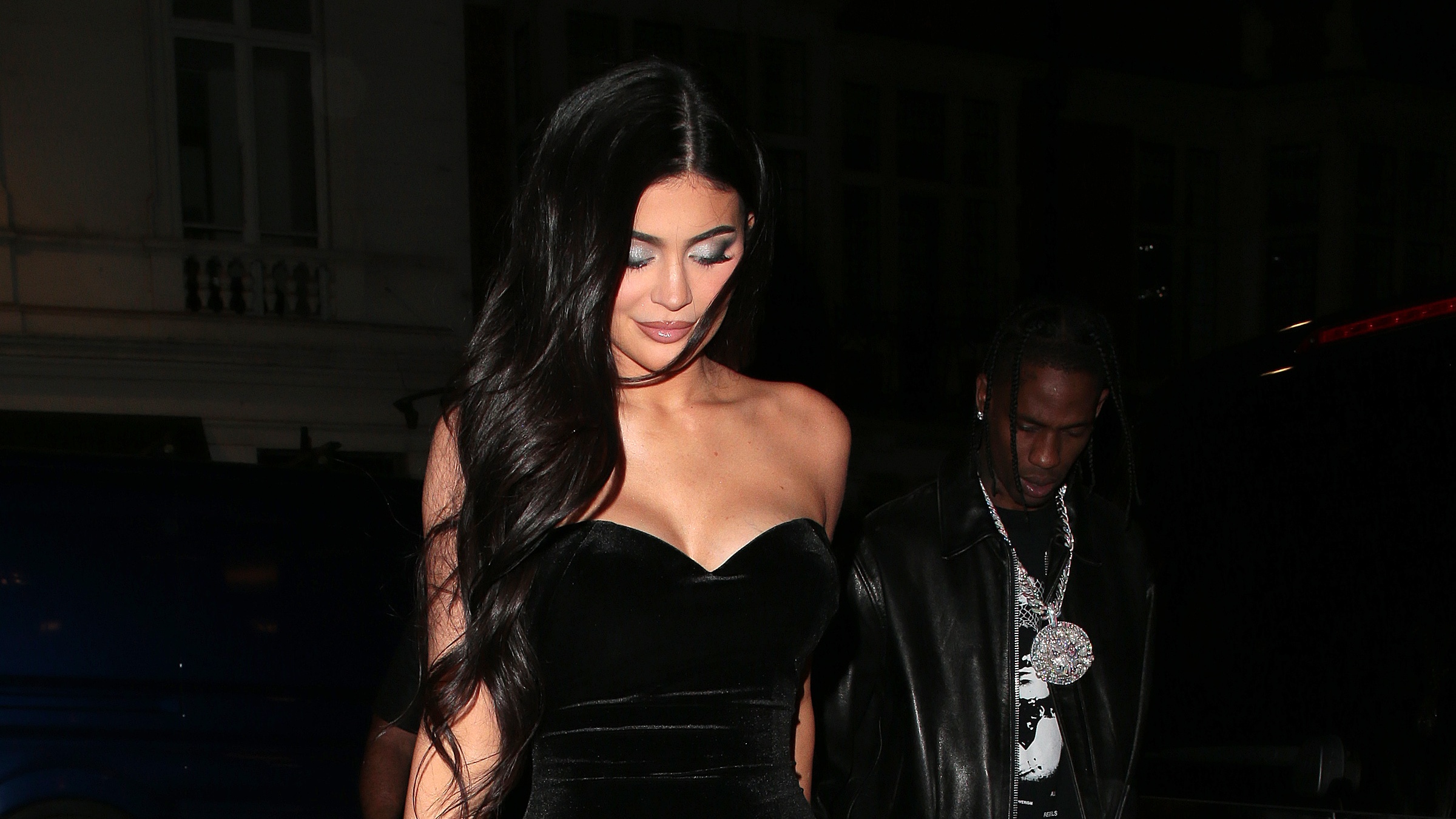 Kylie Jenner's London outfits take tourist chic to a whole new level