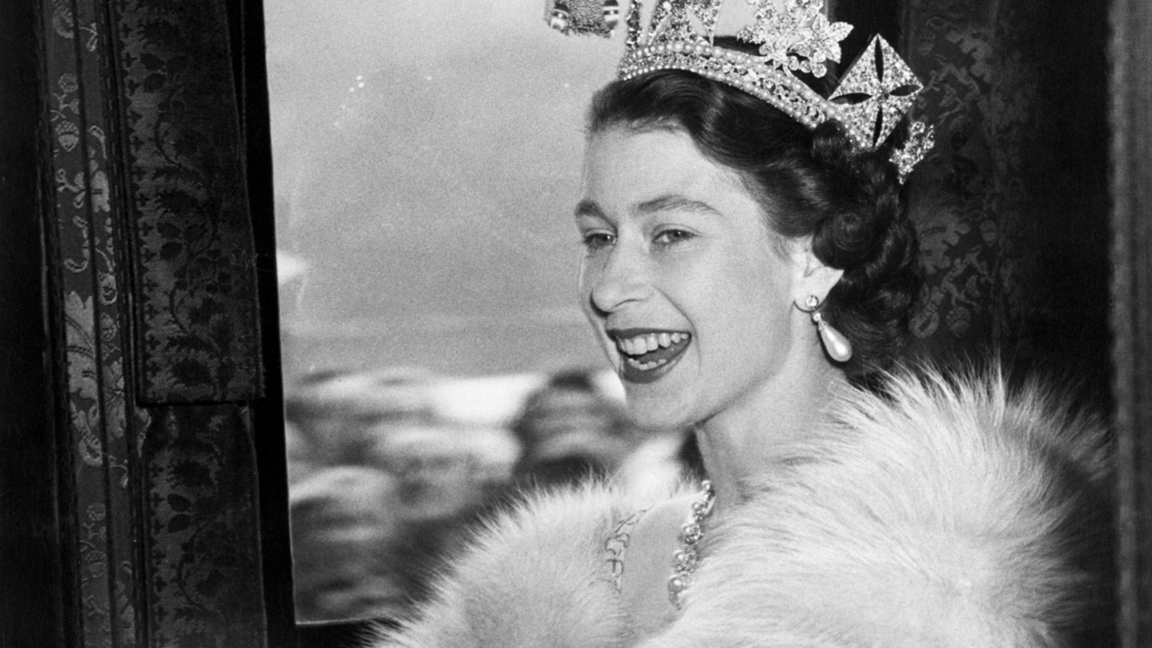 Королева Елизавета 2: Жизнь в фотографиях 