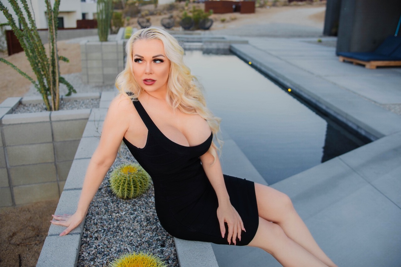 Curve Model and Corp Exec Katya Karlova Takes a Controversial Approach to  Tackle Mental Health & Body Image Issues Through Sexy Boudoir Photography