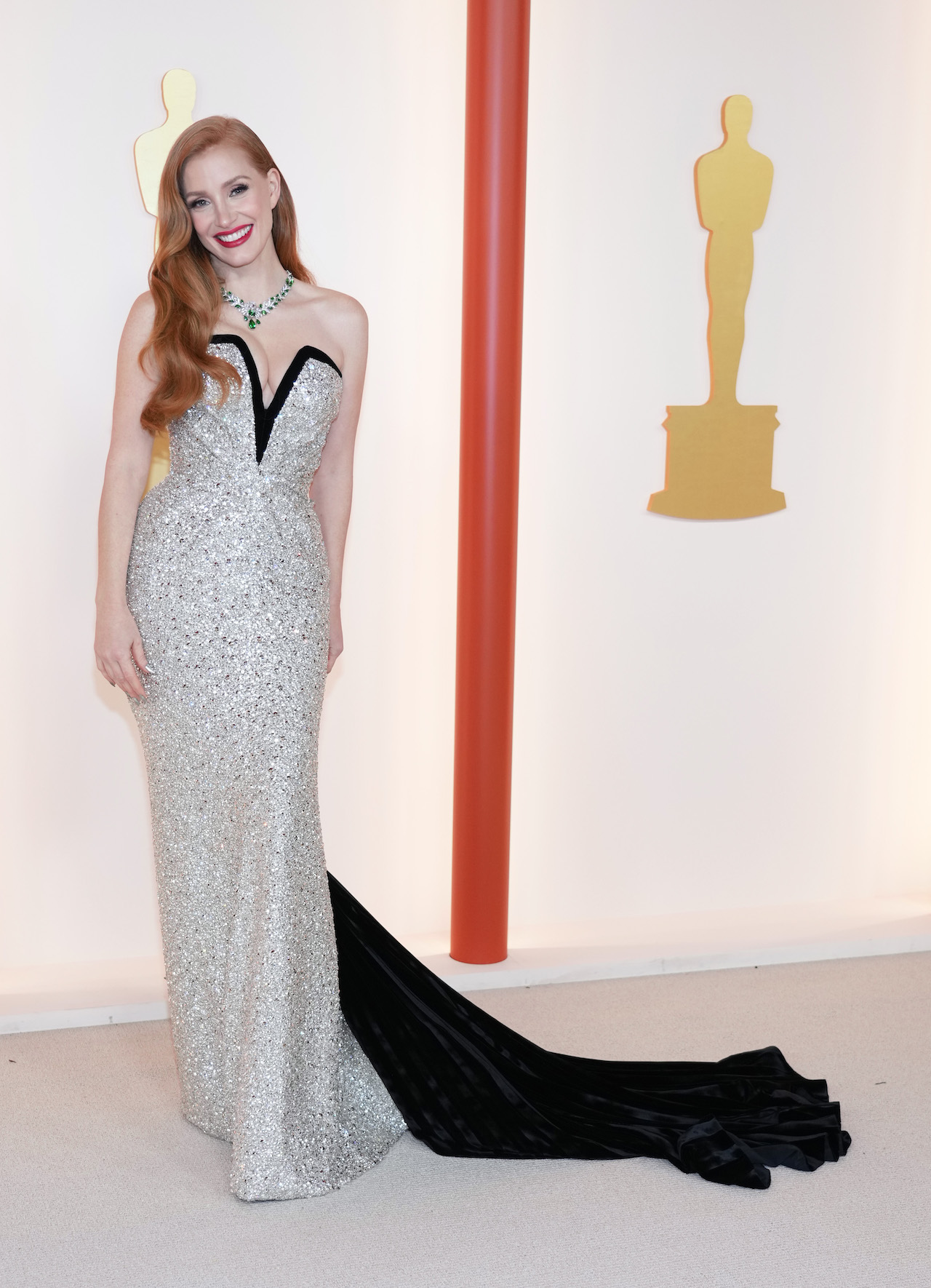 Ana de Armas Sparkles at Oscars in Louis Vuitton 3D Mermaid Dress