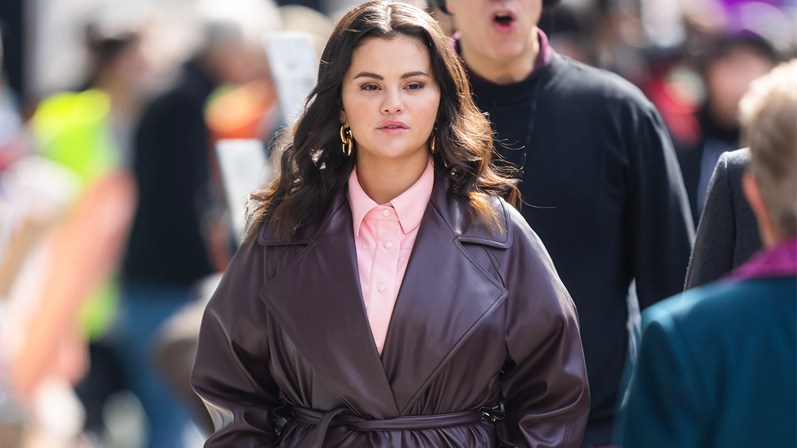 Proof That Selena Gomez Only Wears Three Outfits